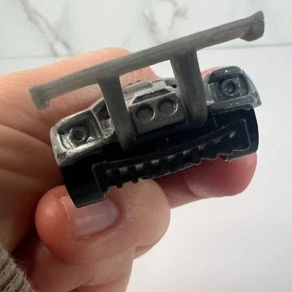 Hot Wheels DTW 92 2016 Ford GT Race 1/64 Grey Diecast, 3.25" Long, Collector Car - Picture 7 of 9